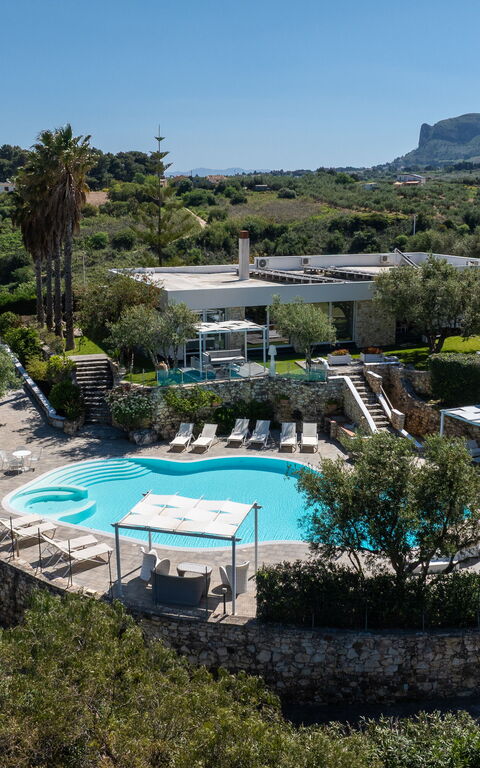 Villa Demetra: basseng, Visningar