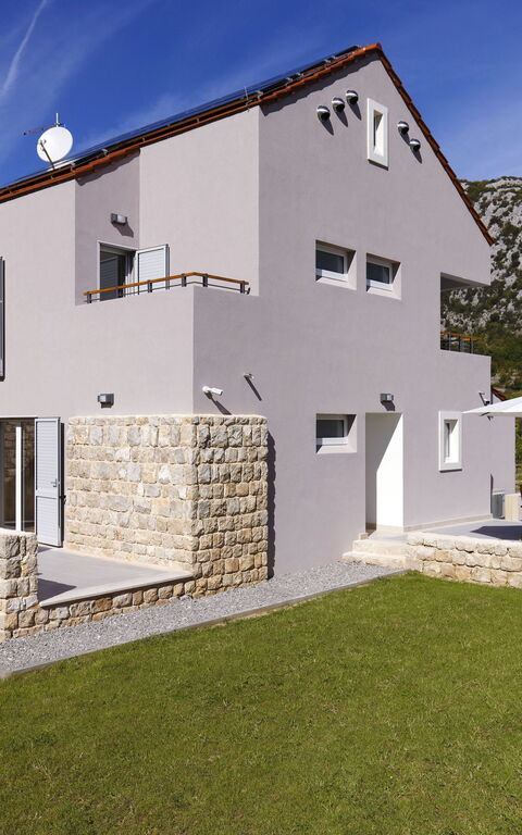 Villa Jure: Eksteriør, Hage