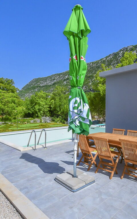 Villa Jure: Aktiviteter