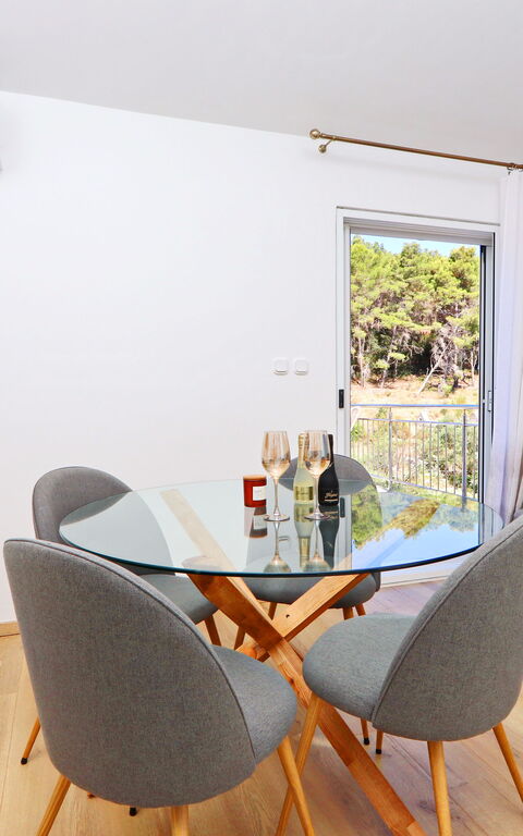 Villa Emerald: Lunsjrom, Stue