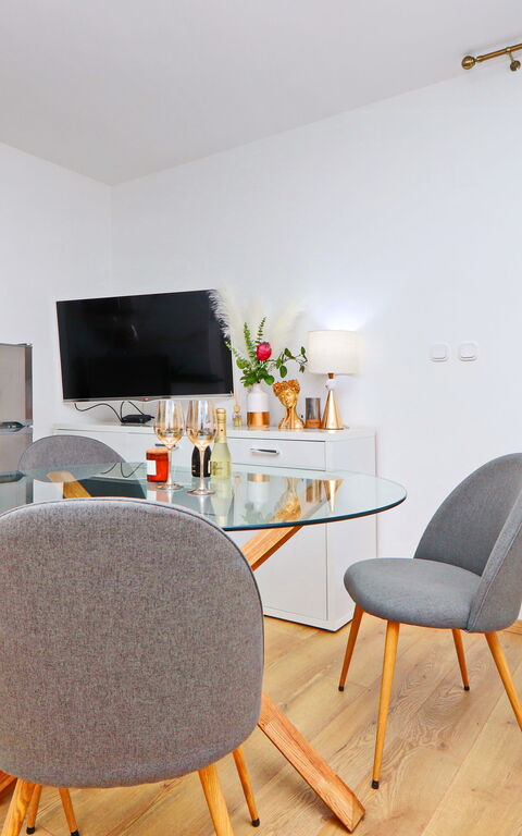 Villa Emerald: Balkong / terrasse / uteplass, Kjøkken, Lunsjrom