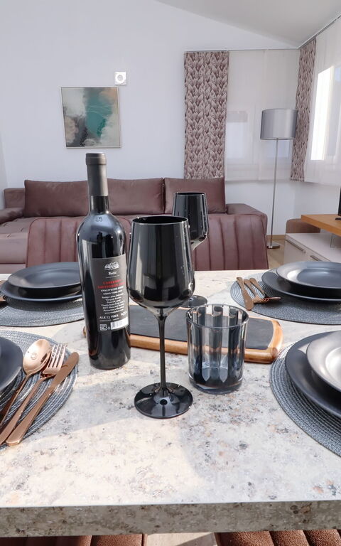 Villa Emerald: Lunsjrom, Stue