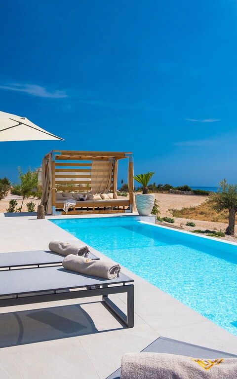 Villa Kelena: Balkong / terrasse / uteplass, basseng, Utendørs, Visningar