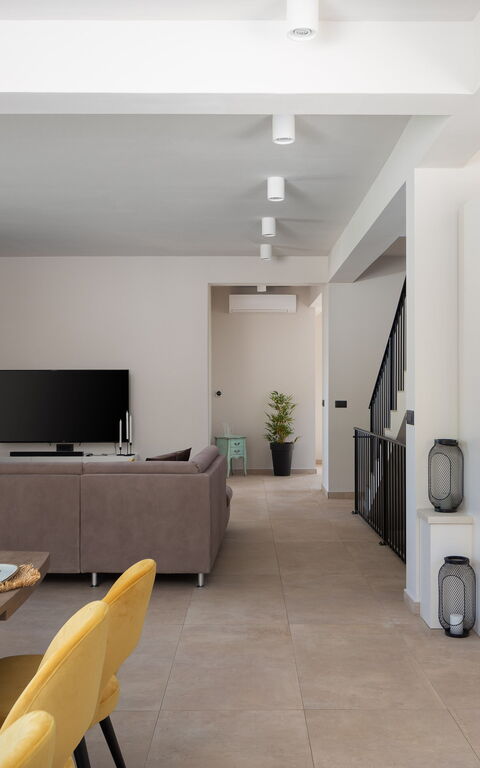 Villa Vivere: Kjøkken, Lunsjrom, Stue