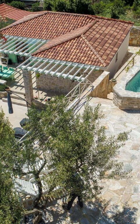 Villa Azurit: basseng, Eksteriør