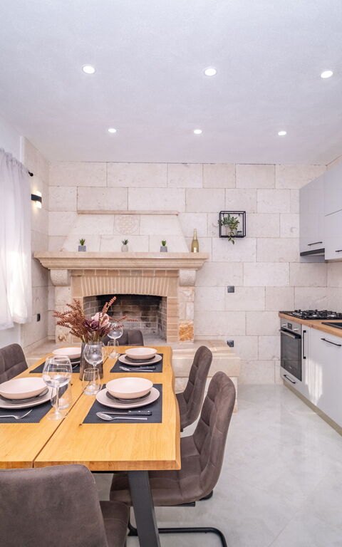 Villa Diana: Kjøkken, Lunsjrom