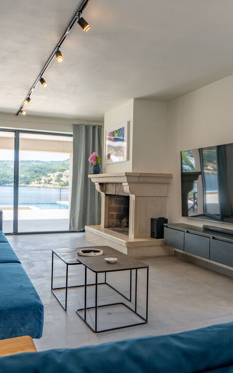 Villa Cosmic: Balkong / terrasse / uteplass, Stue