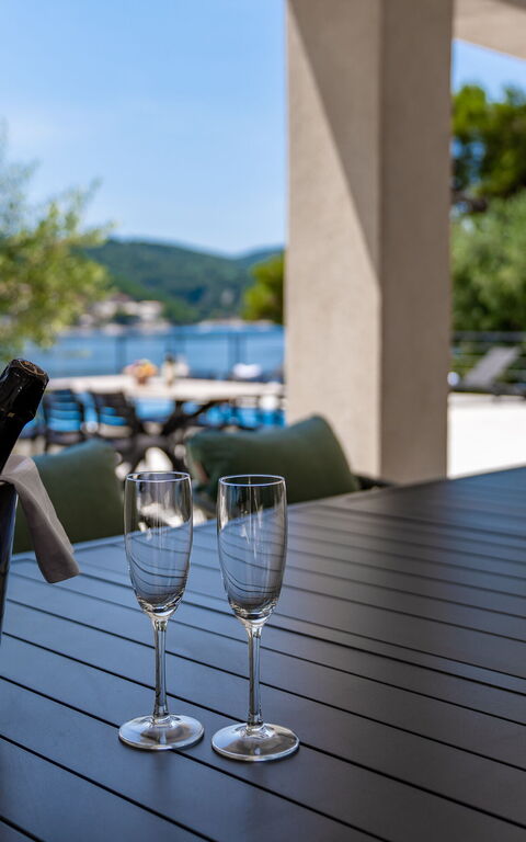 Villa Cosmic: Balkong / terrasse / uteplass, Utendørs