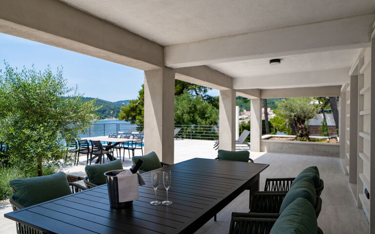 Villa Cosmic: Balkong / terrasse / uteplass, Eksteriør, Utendørs