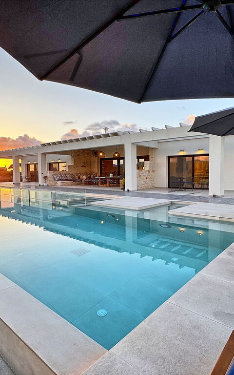 Villa Serenissima: basseng, Eksteriør, Hage, Sommer, Utendørs, Visningar