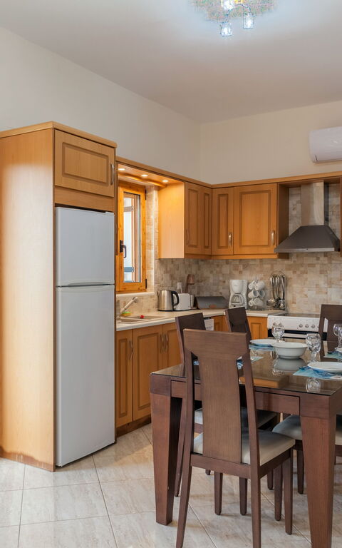 Villa Giorgos: Kjøkken, Lunsjrom