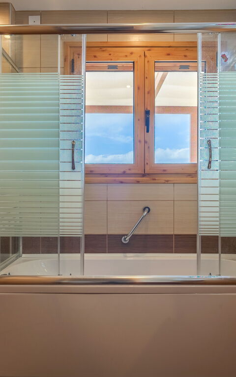 Villa Giorgos: Baderom