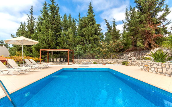 Villa Giorgos: basseng, Eksteriør, Utendørs