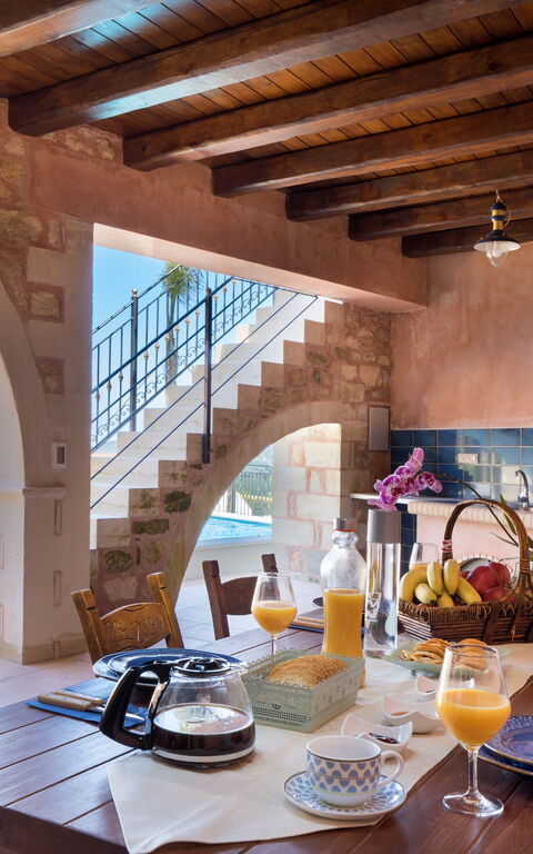 Villa Kois: Balkong / terrasse / uteplass, basseng, Eksteriør, Utendørs