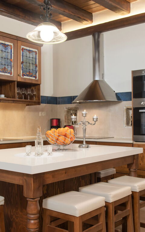 Villa Kois: Kjøkken, Lunsjrom