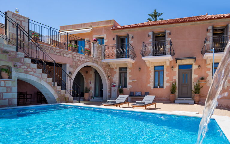 Villa Kois: basseng, Eksteriør, Utendørs