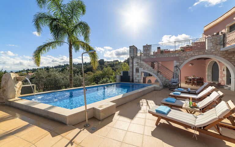 Villa Kois: basseng, Eksteriør, Utendørs