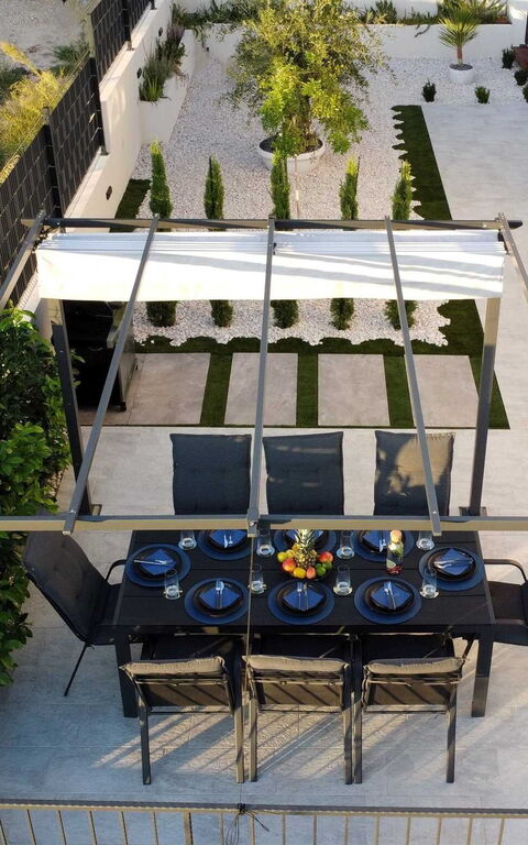 Villa Nikta: Balkong / terrasse / uteplass, Utendørs