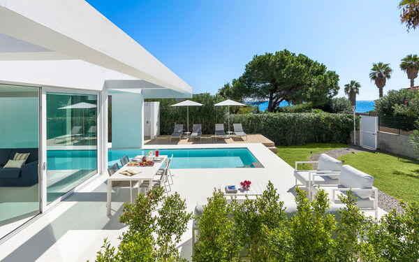 Villa Gadir: basseng, Eksteriør, Utendørs