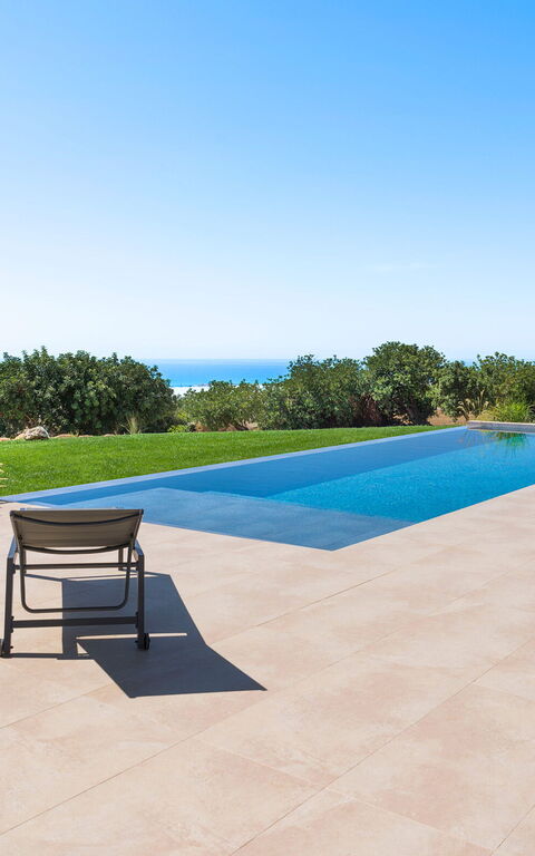 Villa Passo Salina: basseng, Hage