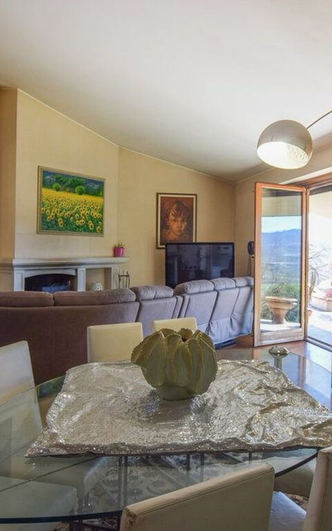 Villa Paradiso: Lunsjrom, Stue