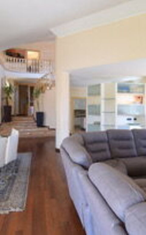 Villa Paradiso: Lunsjrom, Stue