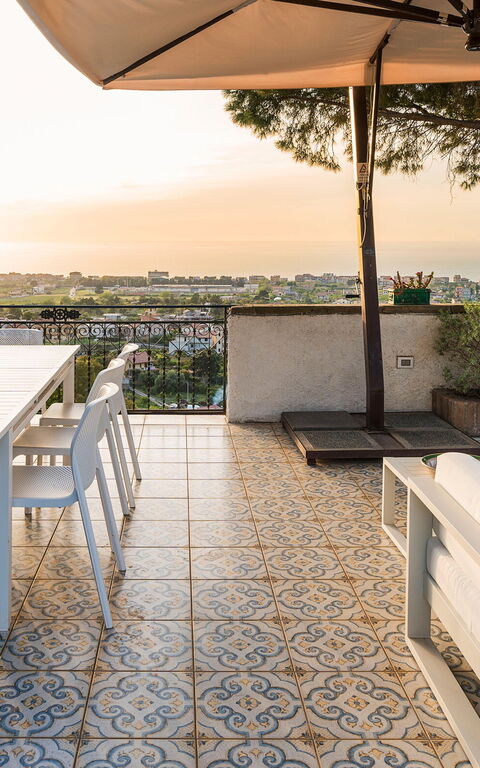 Villa Giuffrè: Balkong / terrasse / uteplass, Eksteriør, Utendørs, Visningar