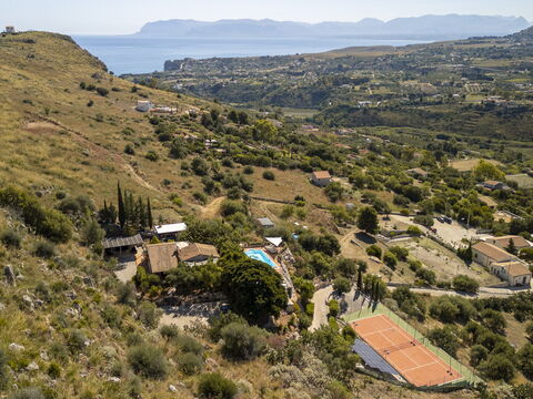 Villa Petra
