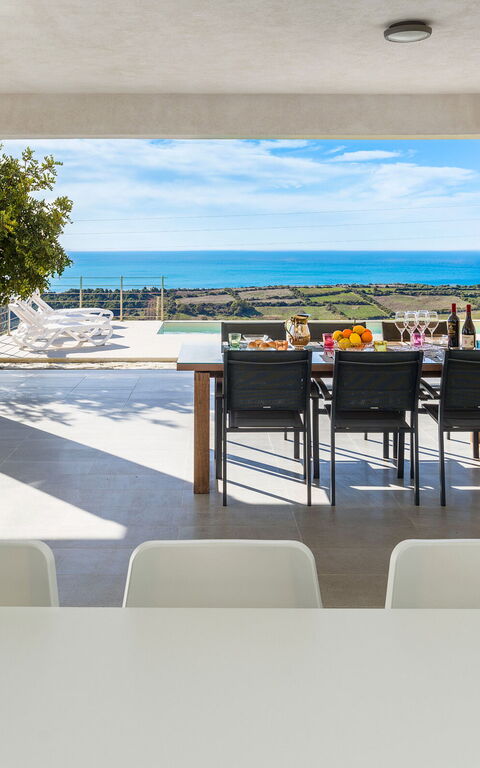 Villa Giglio Di Mare: Kjøkken, Lunsjrom