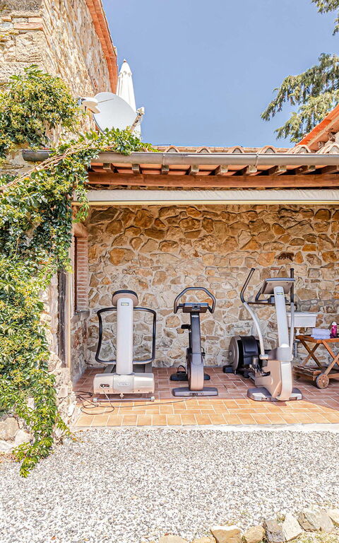 Chateau La Siroque: Eksteriør, Utendørs