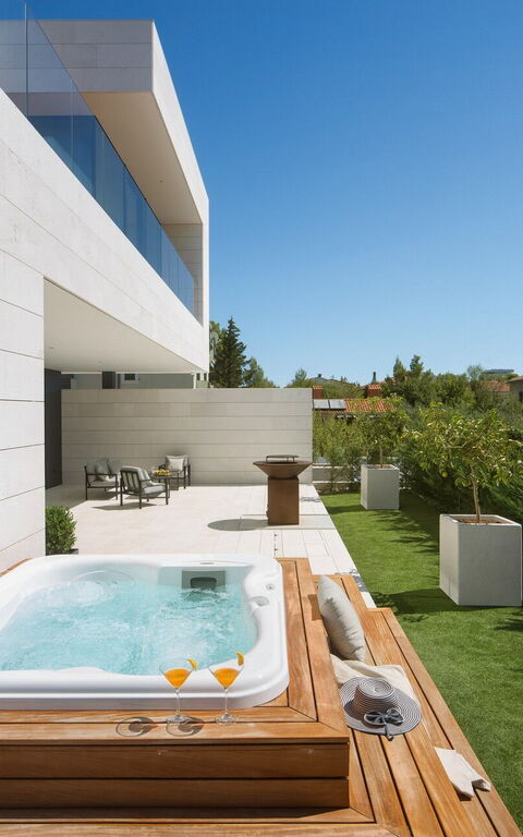 Orvas Villa 82: Balkong / terrasse / uteplass, Hage, Utendørs