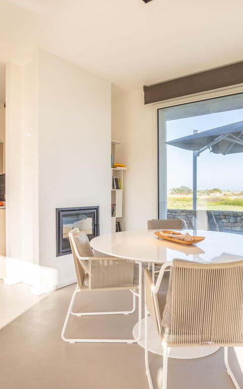 Villa Partenope: Kjøkken, Lunsjrom