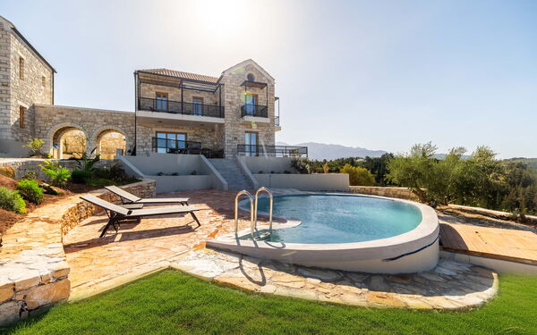 Villa Falcos: basseng, Eksteriør, Utendørs