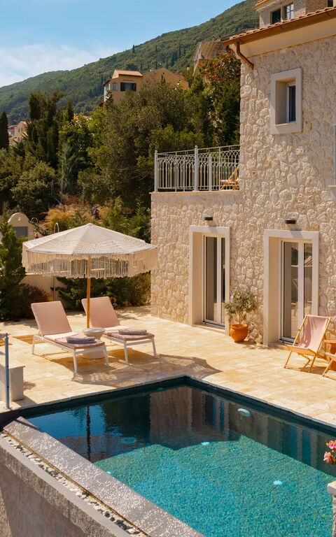 Villa Thea Mare Levantes