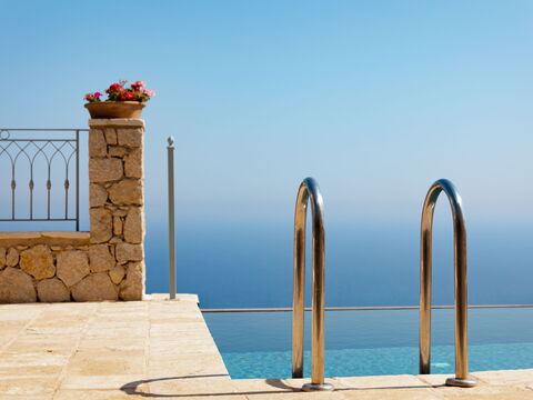 Villa Thea Mare Levantes