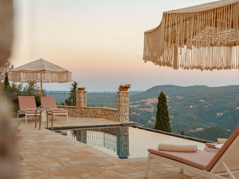 Villa Thea Mare Levantes