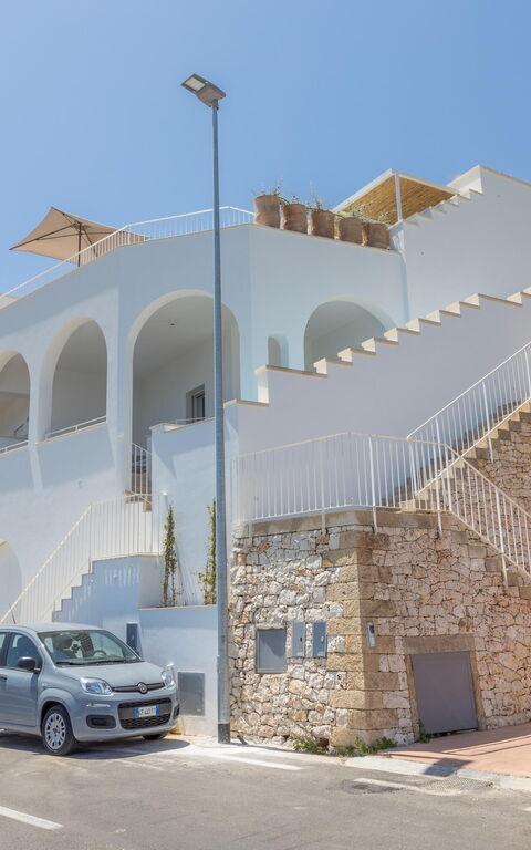 Marinaia Archi: Eksteriør, Hovedinngang, Utendørs