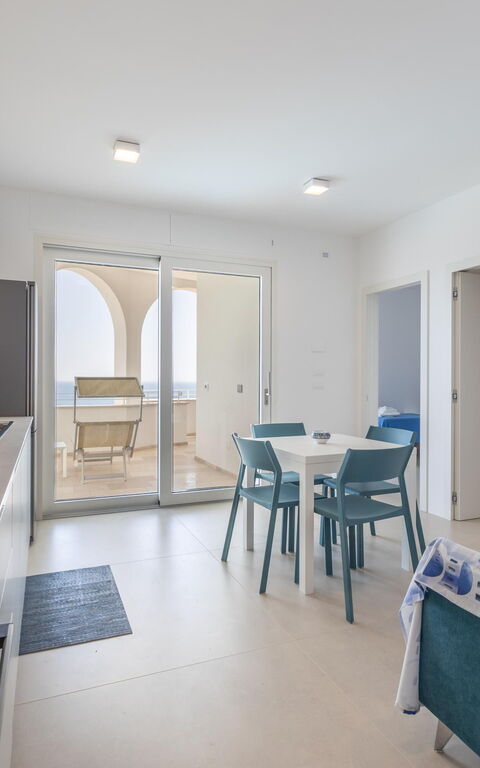 Marinaia Archi: Kjøkken, Lunsjrom