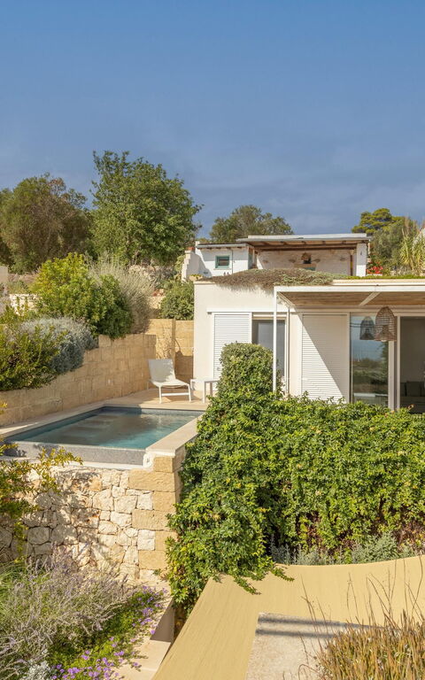 Marinaia Panorama: basseng, Eksteriør, Utendørs