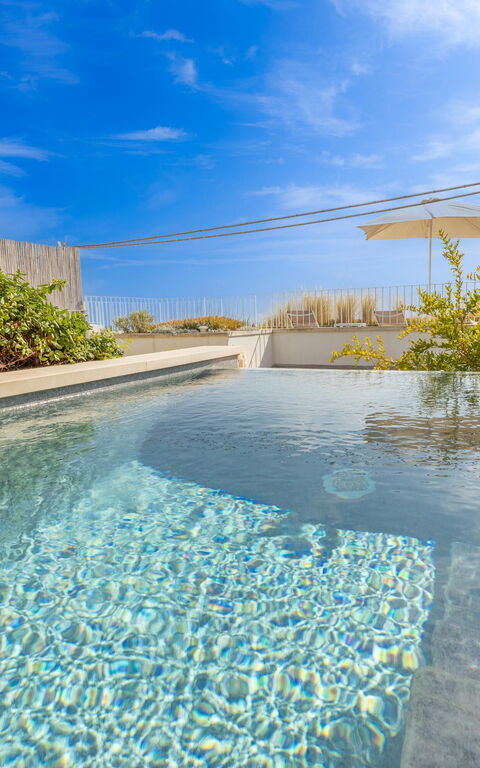 Marinaia Panorama: basseng, Eksteriør, Utendørs, Visningar