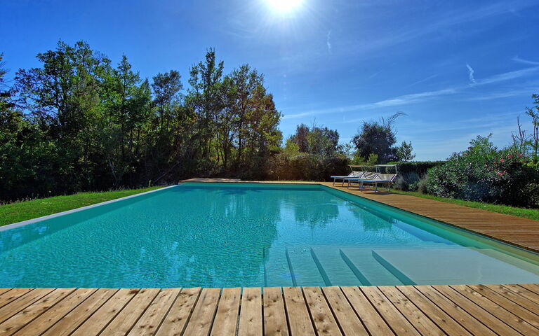 Torre: basseng, Utendørs