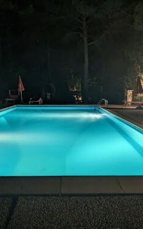 Leccino: basseng, Eksteriør, Utendørs