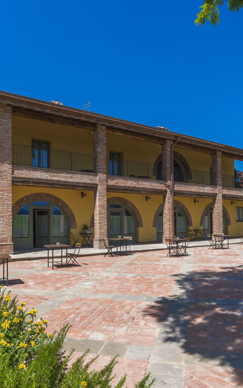 Le Fornaci: Eksteriør, Hage, Utendørs