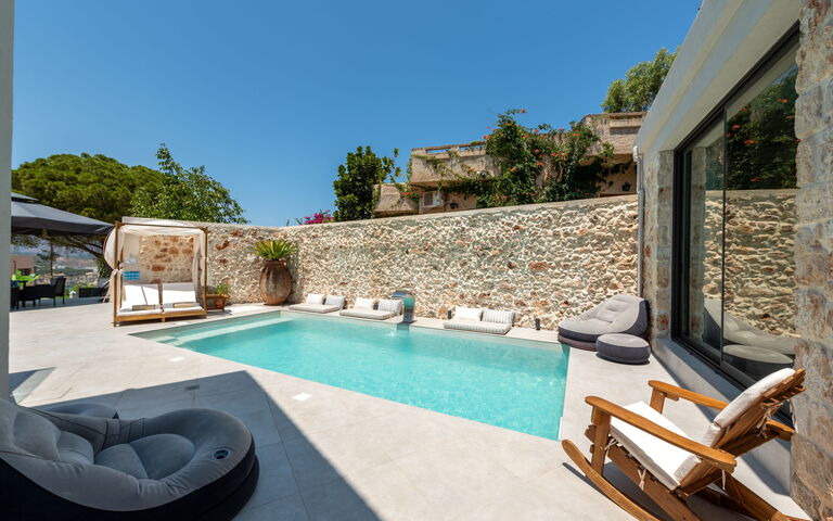 Villa Paul: basseng, Eksteriør, Utendørs