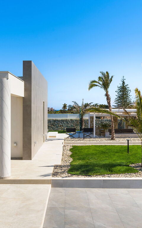 Villa Paradisus: Eksteriør, Hage, Utendørs