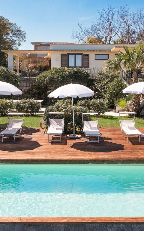 Villa Coralia: basseng, Eksteriør, Utendørs