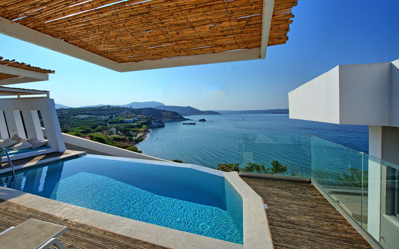 Villa Sapphire: basseng, Utendørs, Visningar