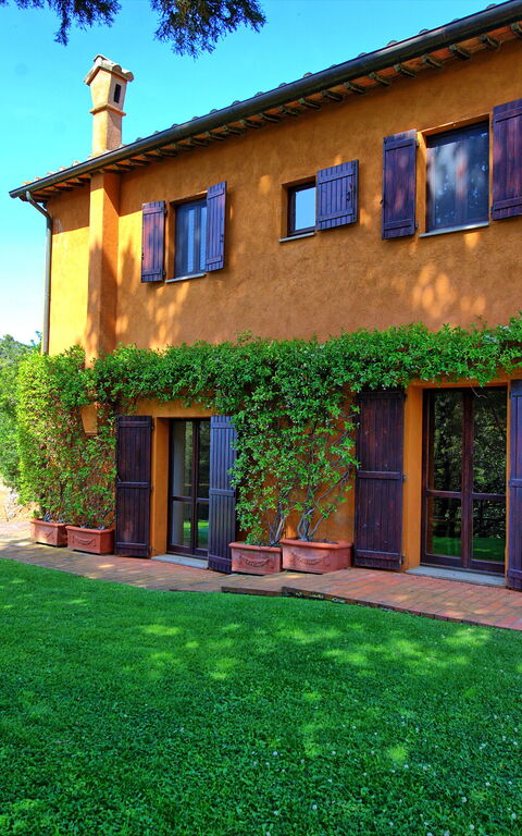 Casale Argentario: Hage, Utendørs