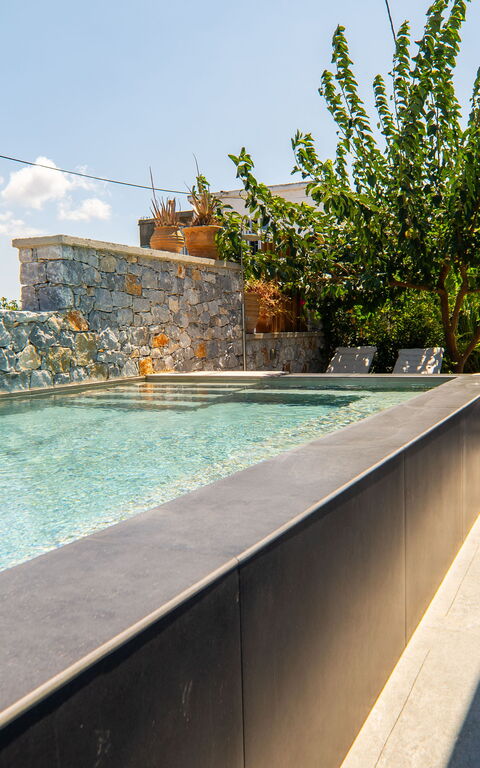 Villa Katrina: basseng, Utendørs