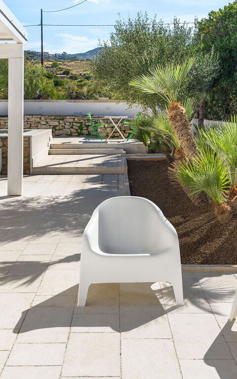 La Siesta: Eksteriør, Utendørs